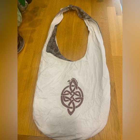 Reversible hobo purse made in Ireland 🇮🇪 - Picture 5 of 6